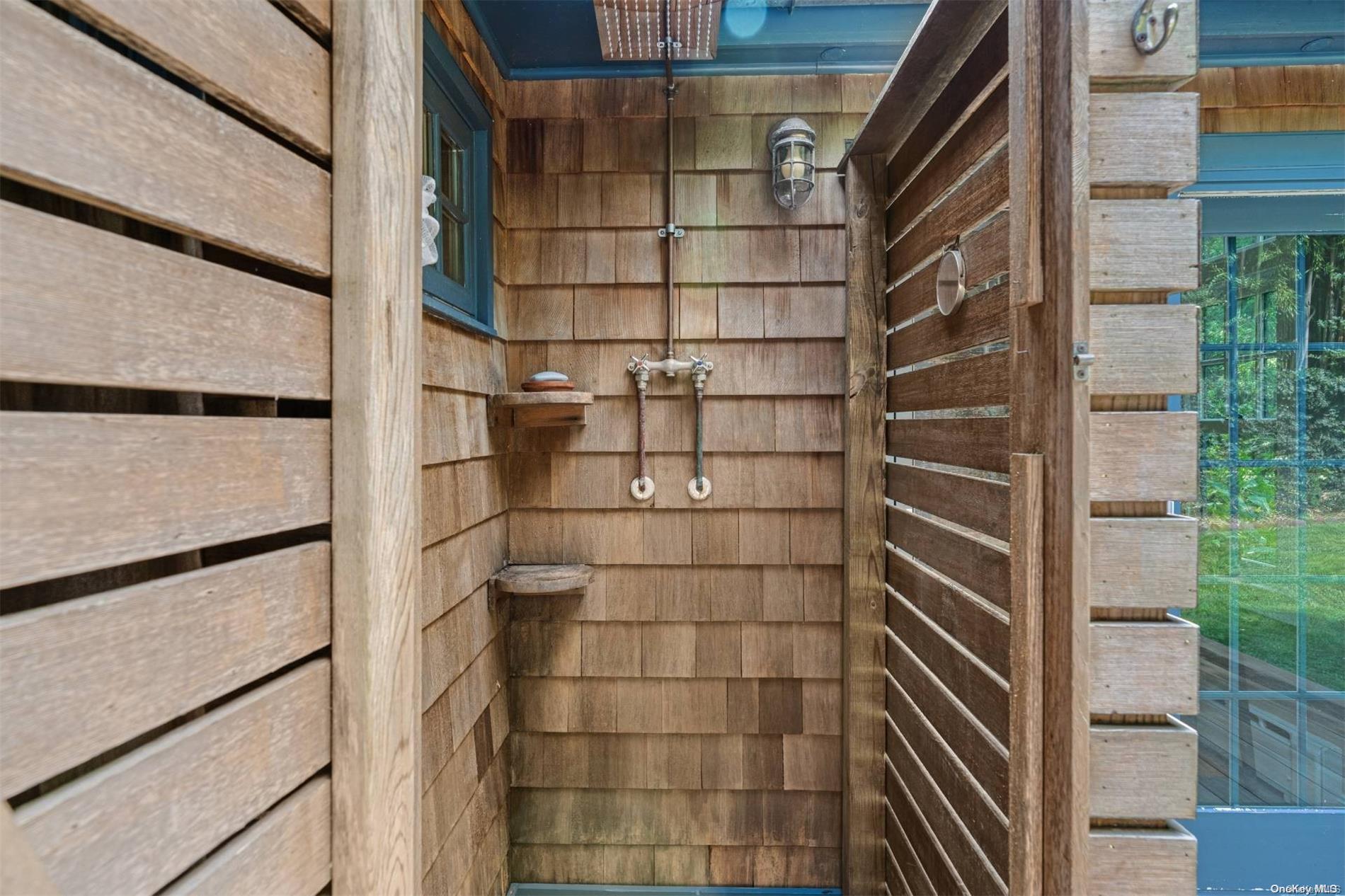 14 Hamilton Street Property Photo 20
