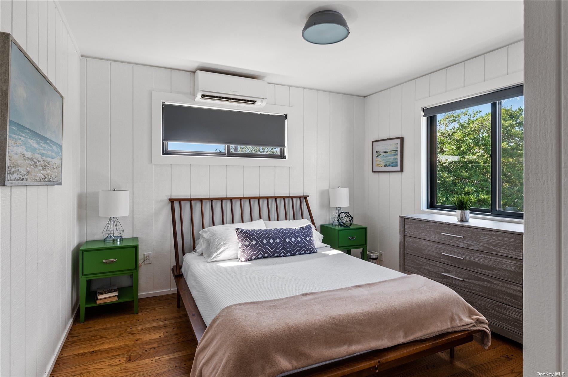 220 Cottage Walk Property Photo 15