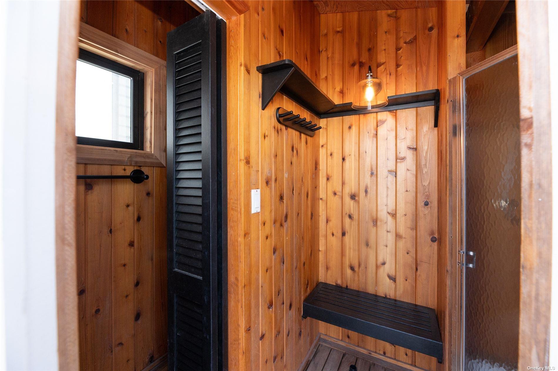220 Cottage Walk Property Photo 27