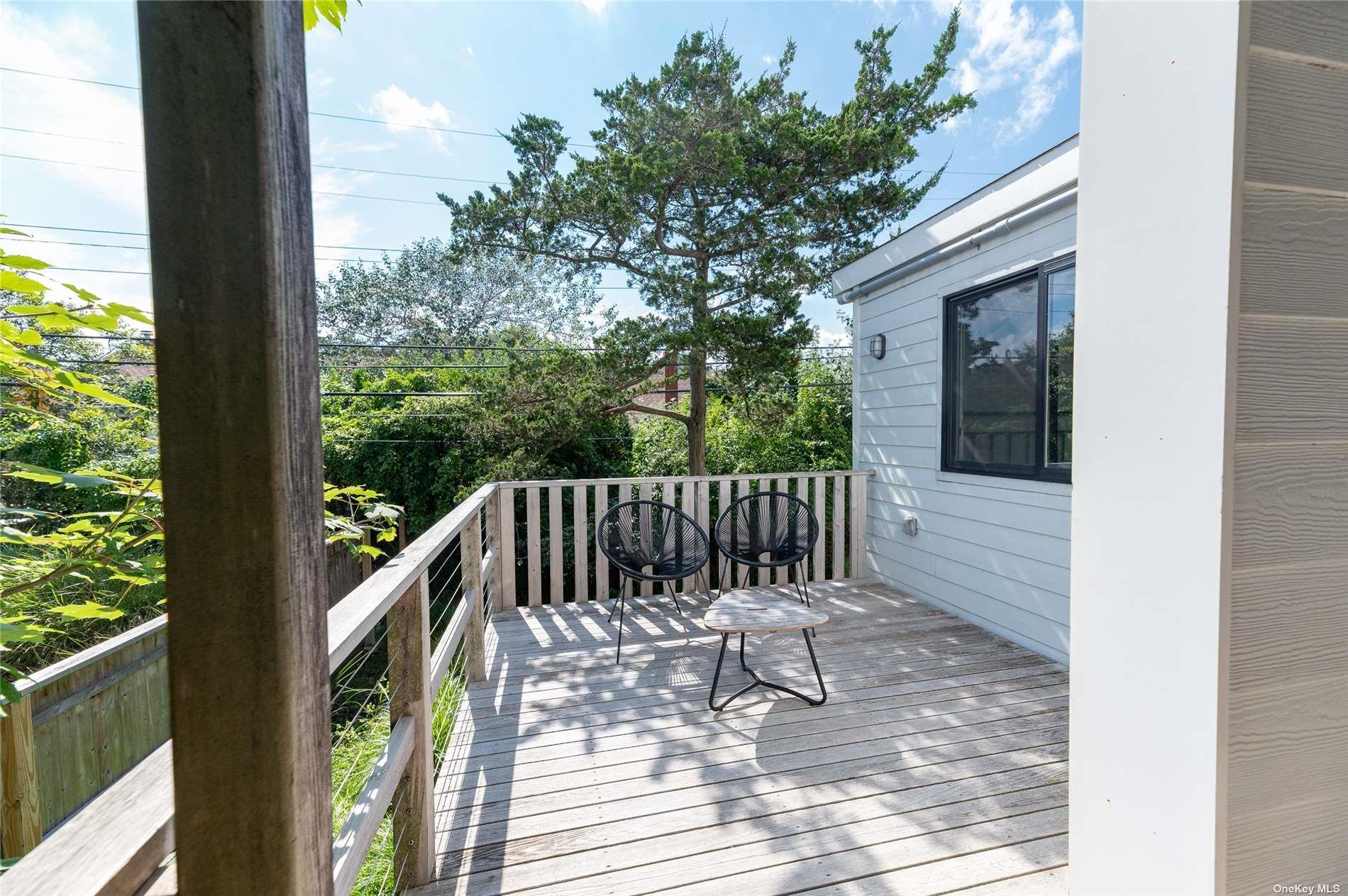 220 Cottage Walk Property Photo 30