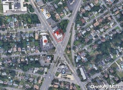 718-724 N Wellwood Avenue Property Photo 4