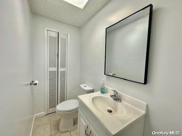 718-724 N Wellwood Avenue Property Photo 17