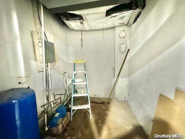 718-724 N Wellwood Avenue Property Photo 28