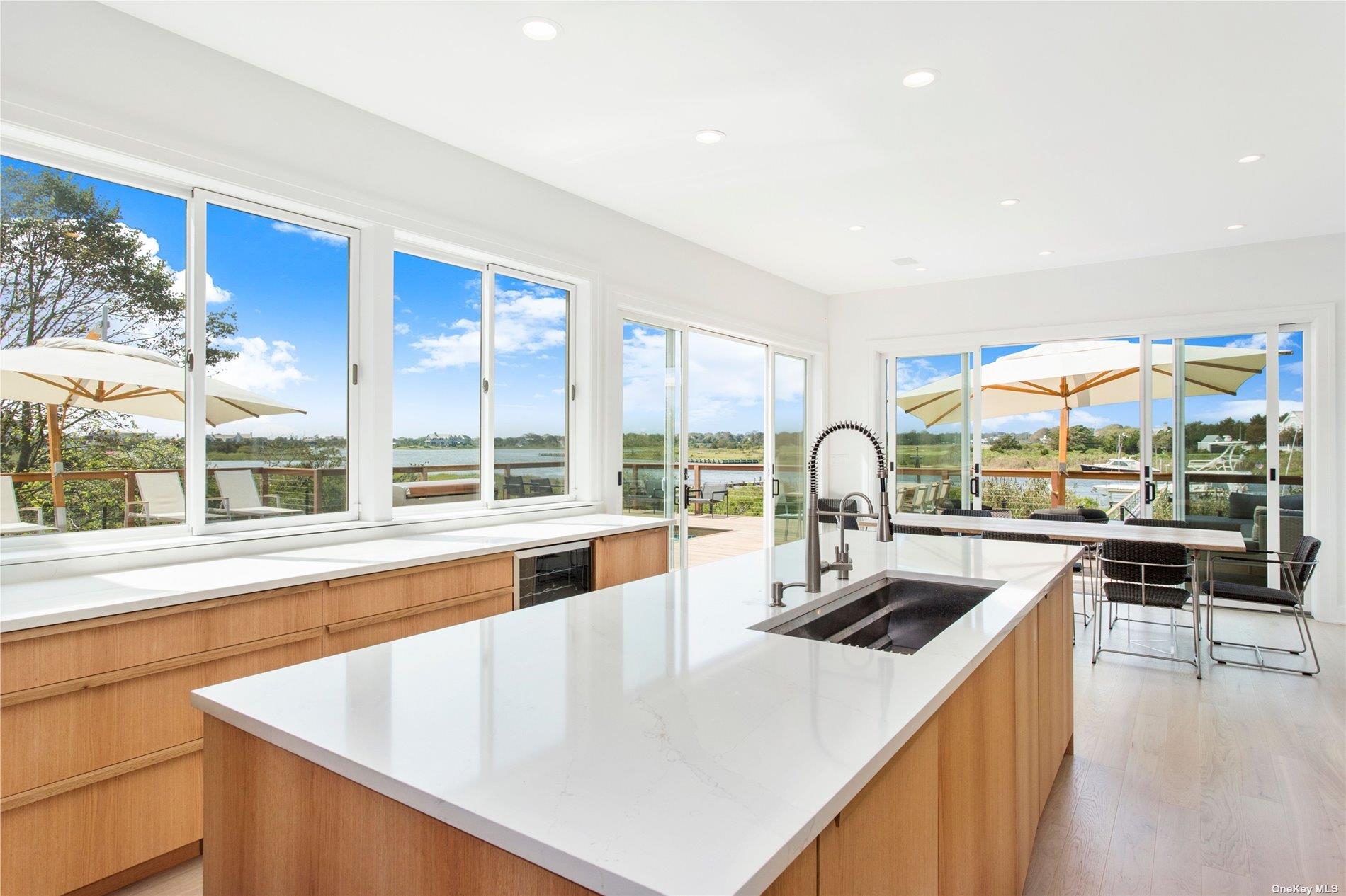 157 Dune Road Property Photo 11