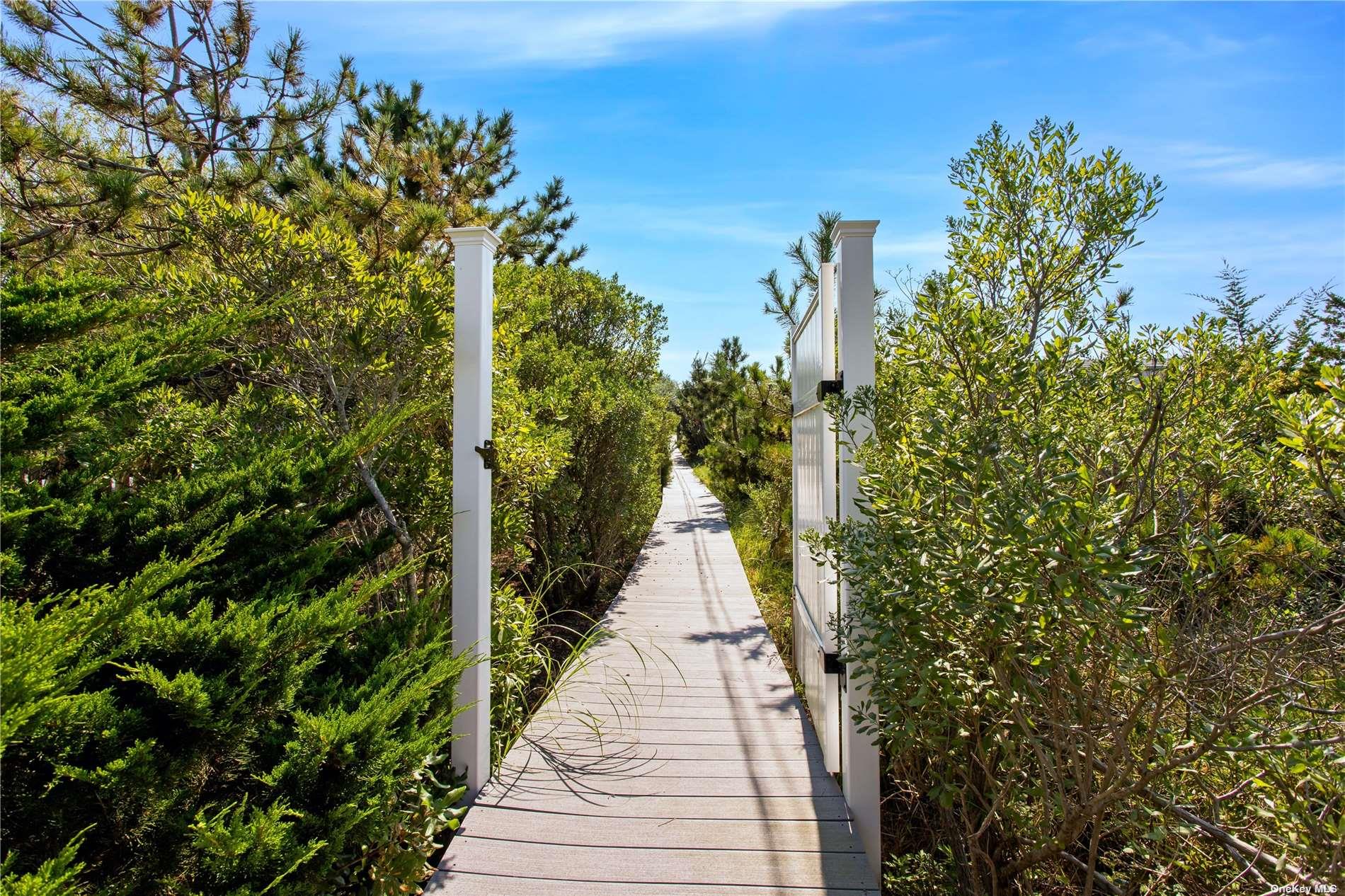 157 Dune Road Property Photo 23