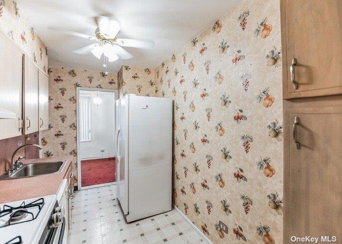 18-70 211 Street 2a Property Photo 10