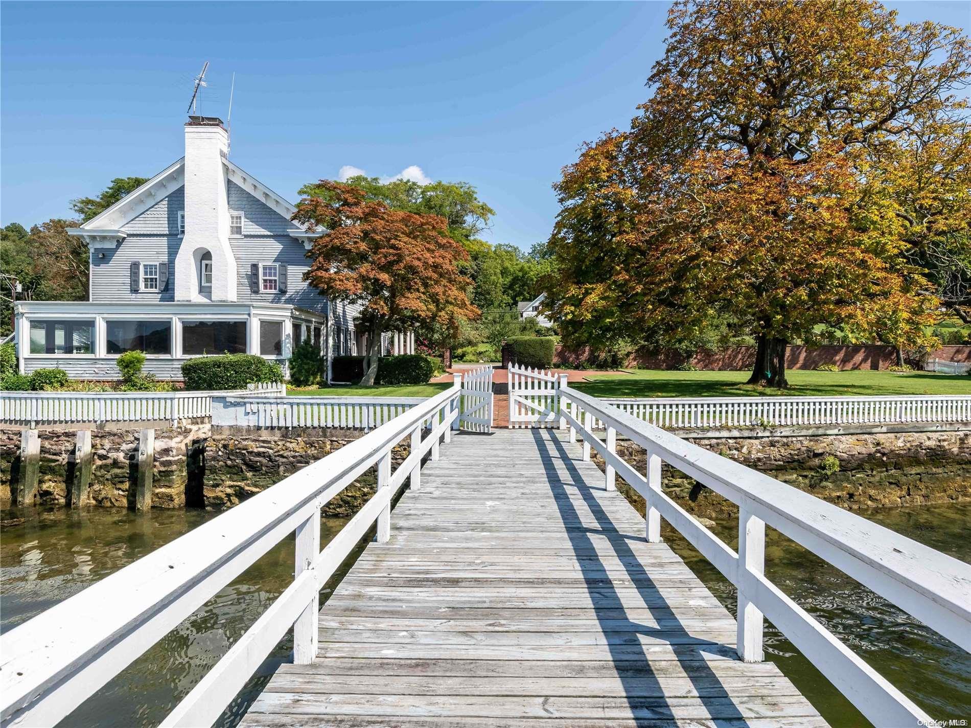 128 Harbor Road Property Photo 1