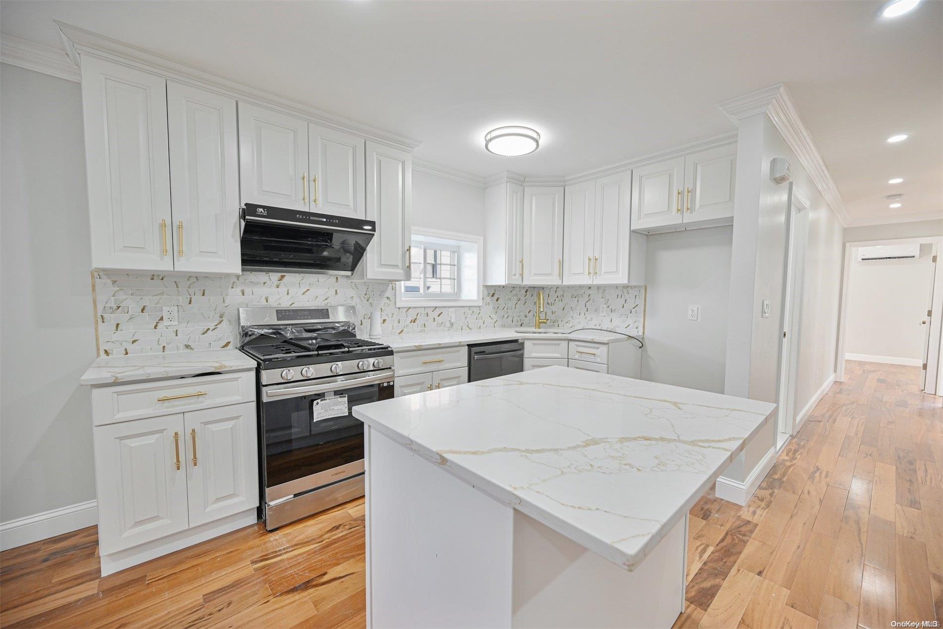 161-16 129 Avenue Property Photo 6