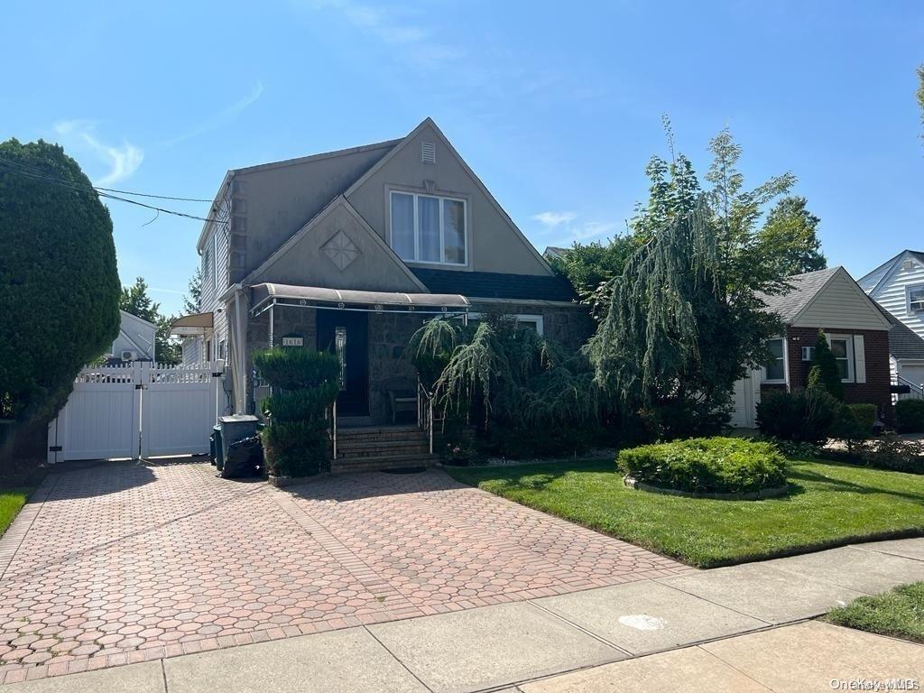 1616 Broadway Property Photo