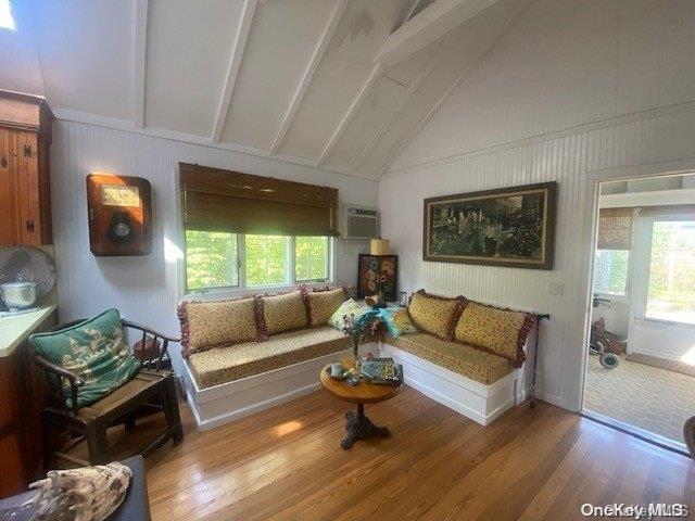 970 Surfview Walk Property Photo 5