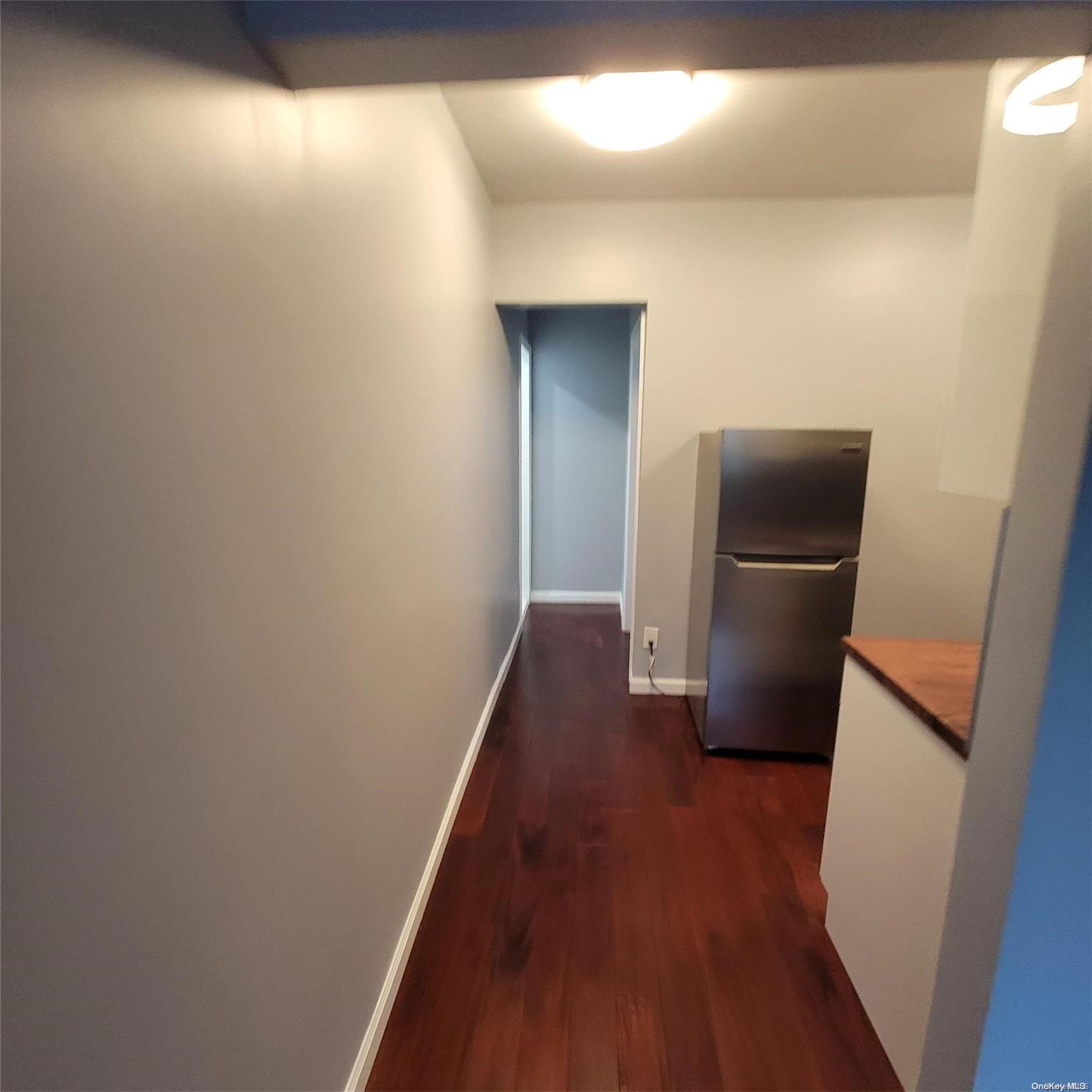 34-33 9 Street Property Photo 35