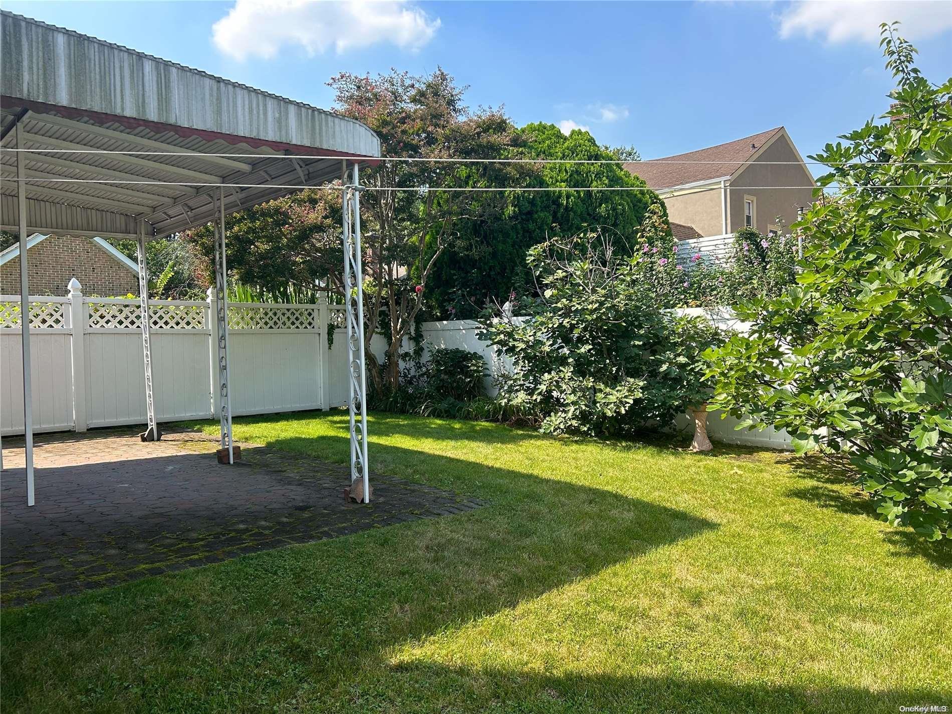28-14 157th Street Property Photo 29