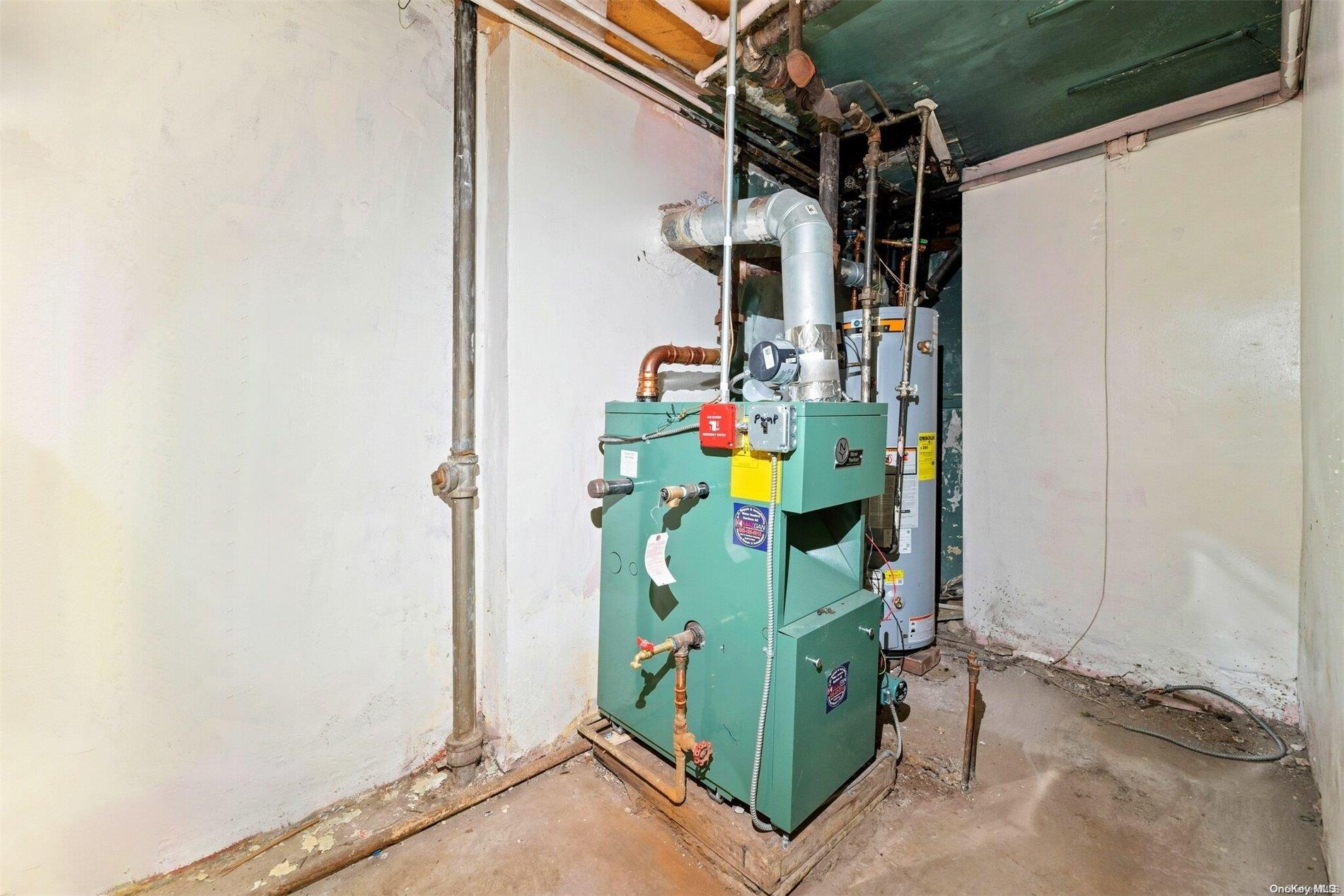 61 E 54th Street Property Photo 13