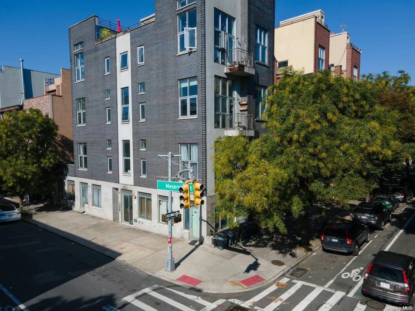 147 Manhattan Avenue 1f Property Photo