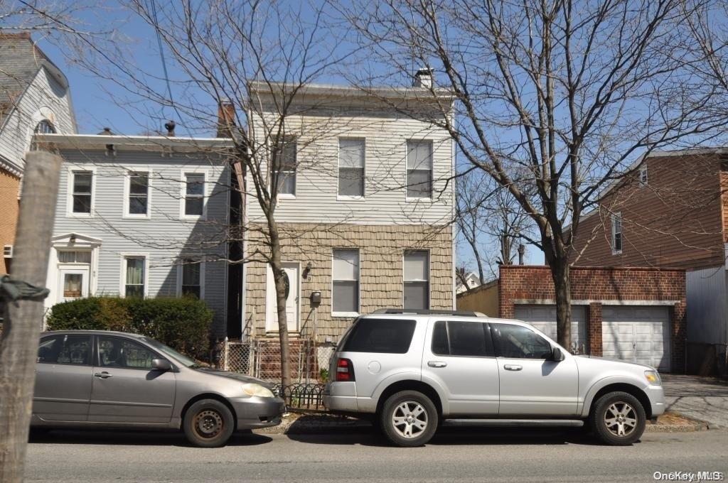 99 Richmond Street Property Photo