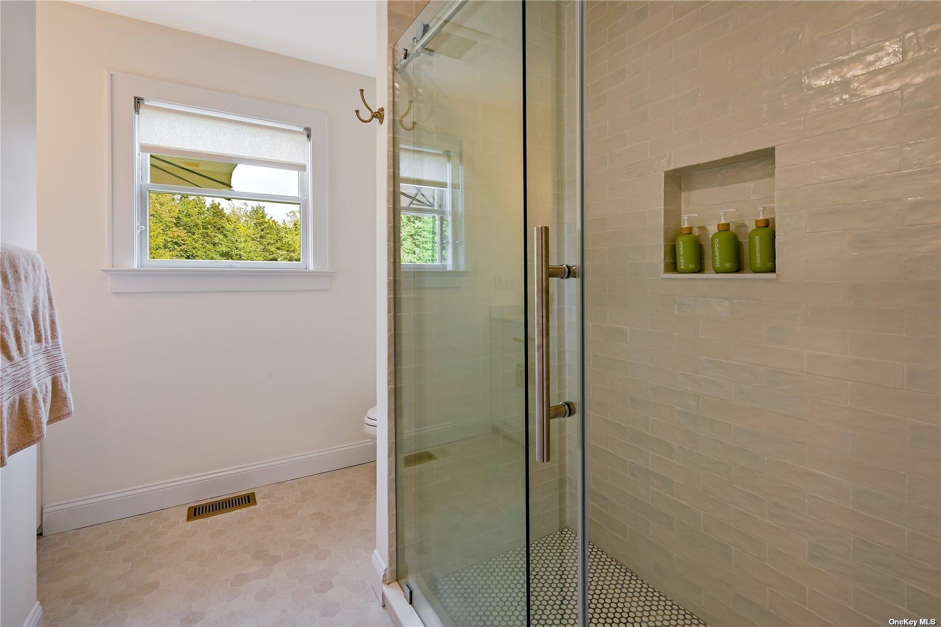 L3513356 Property Photo 13
