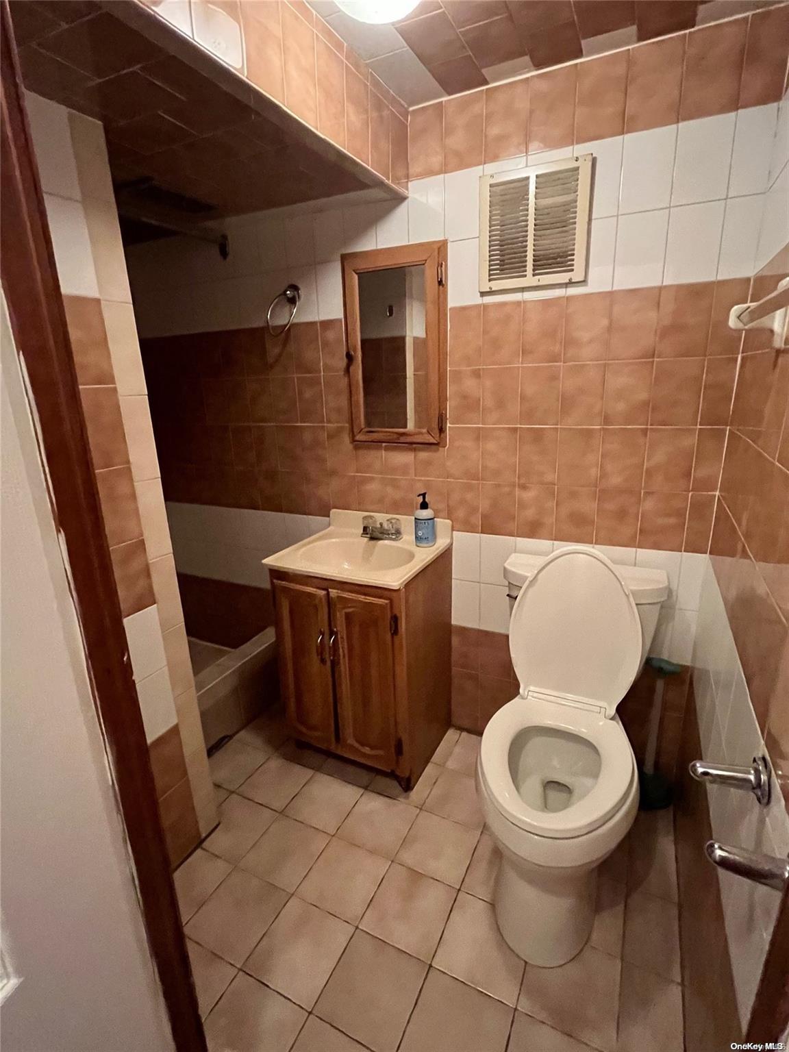 110-40 176 Street Property Photo 13