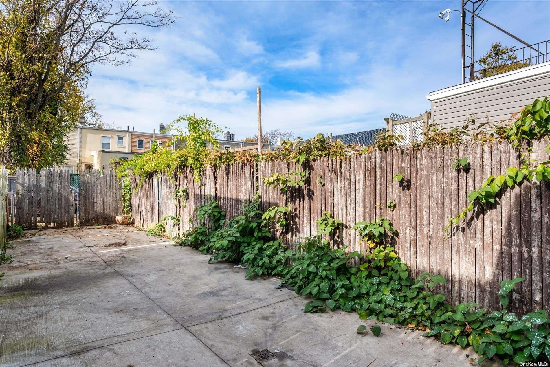 118-36 154th Street Property Photo 10