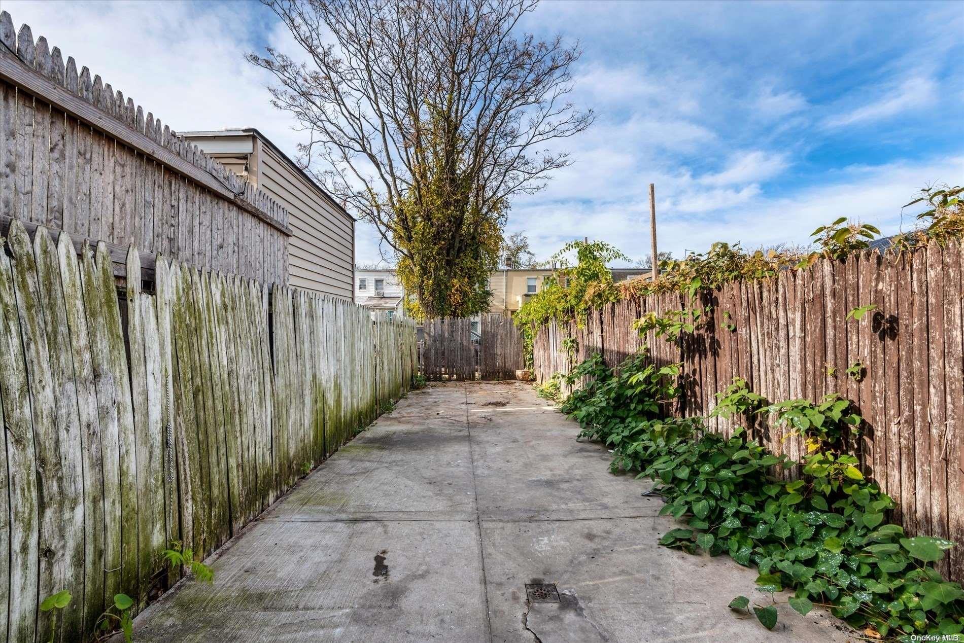 118-36 154th Street Property Photo 11