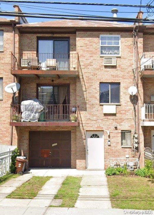 1277 E 224th Street Property Photo 1