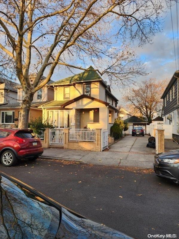 1315 E 64 Street Property Photo