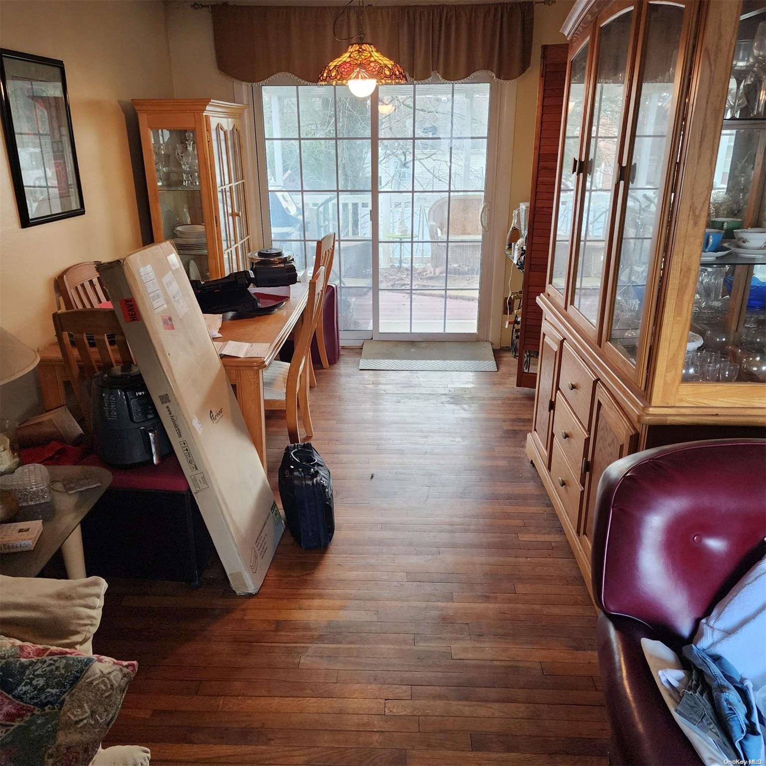322 Barleau Street Property Photo 4