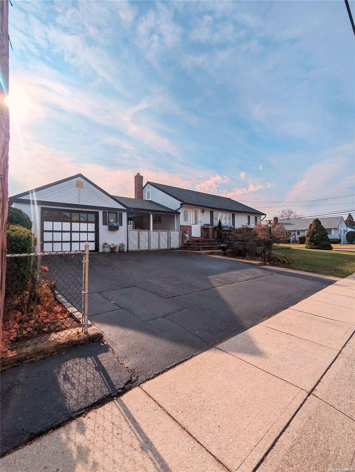 149 Maple Avenue Property Photo 1