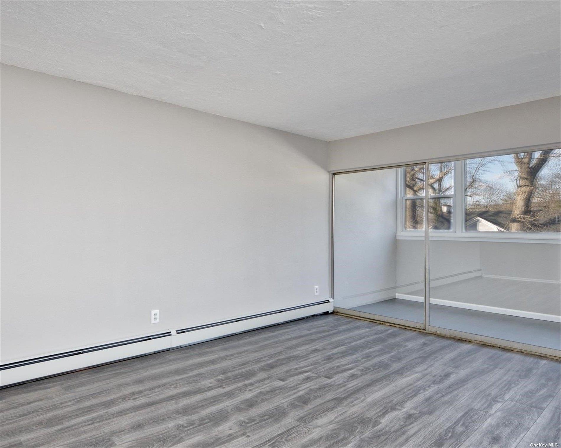 222 Smith Street 3c Property Photo 4