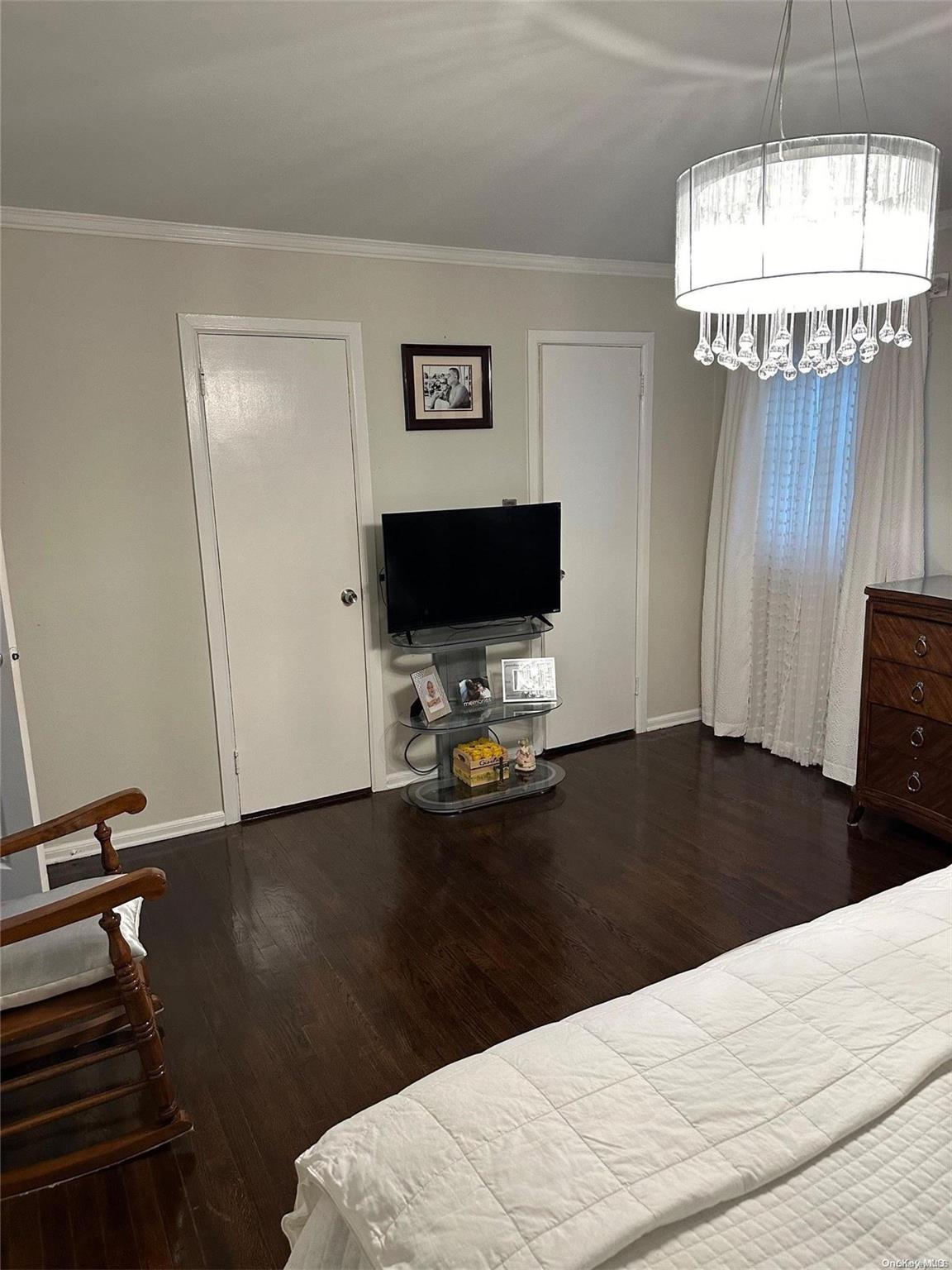 253-22 147 Avenue Property Photo 17