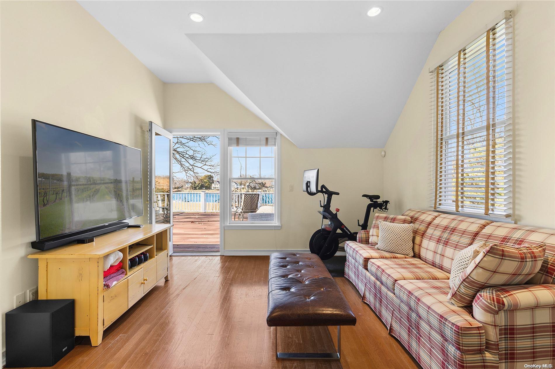 104 Union Avenue Property Photo 33