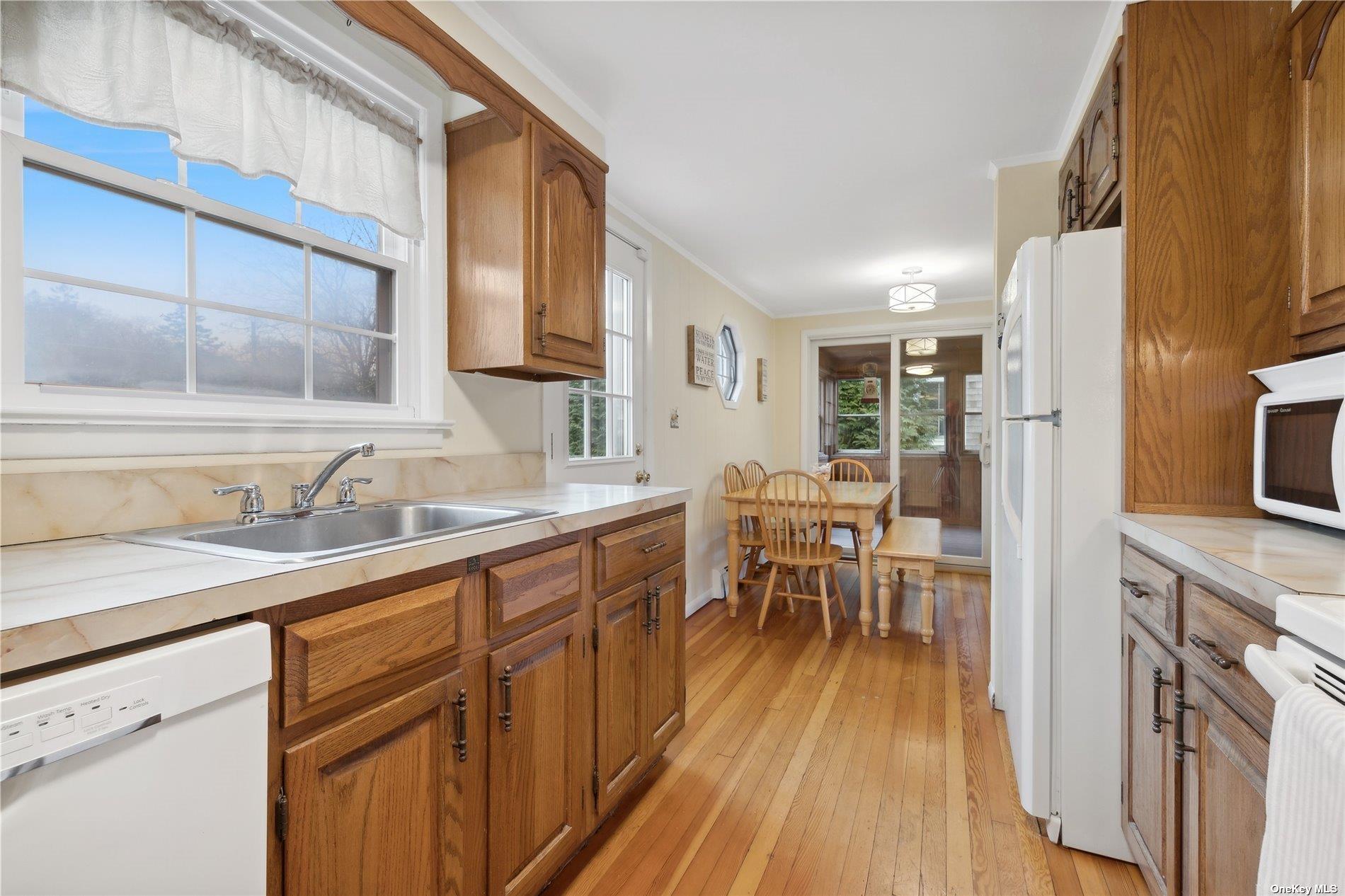 220 Fiddler Lane Property Photo 8