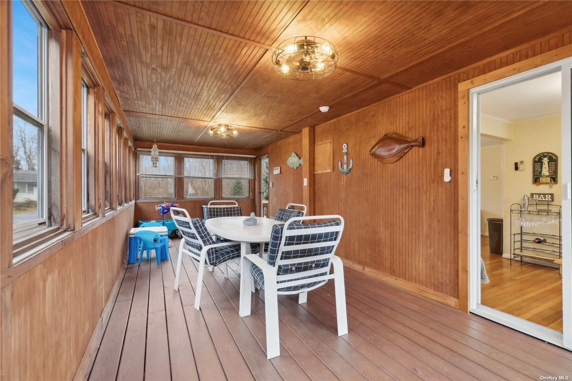 220 Fiddler Lane Property Photo 9