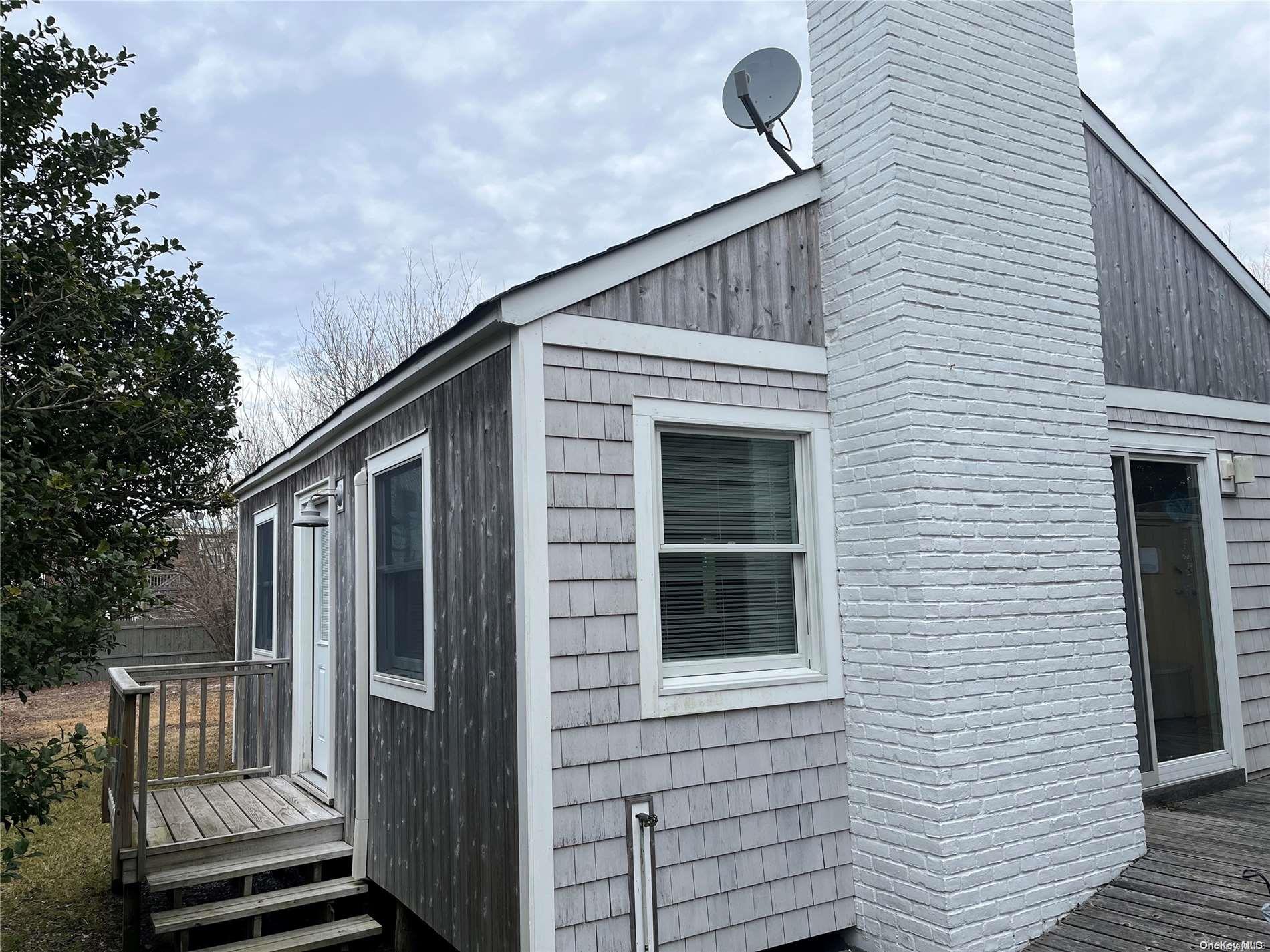 6 Champlain Property Photo 1