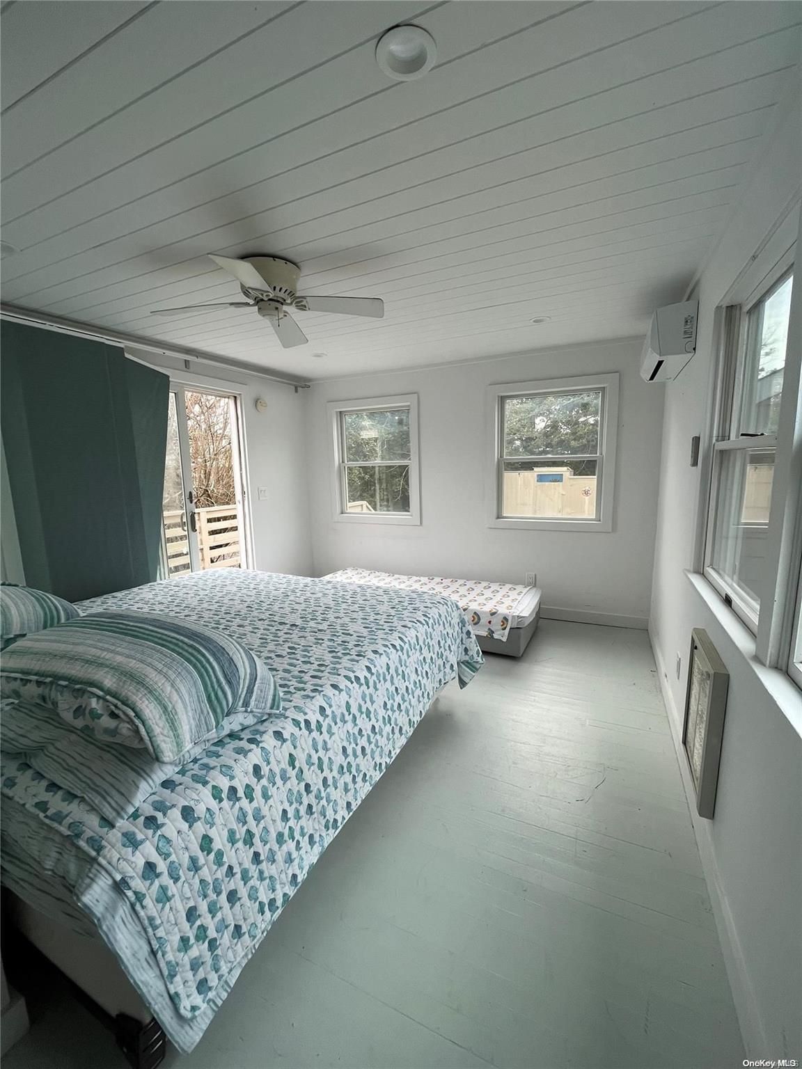 6 Champlain Property Photo 13