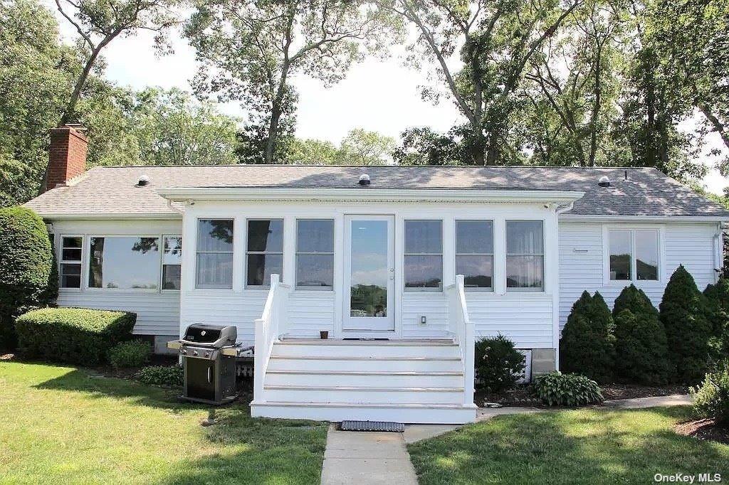 1100 Pine Avenue Property Photo 1