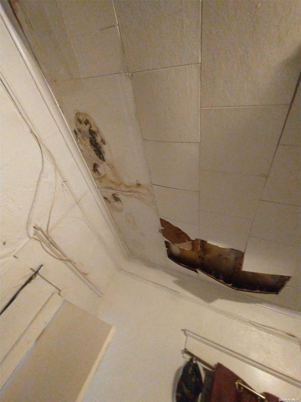 87-84 160th Street Property Photo 27