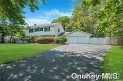 16 Seabrook Lane Property Photo 1