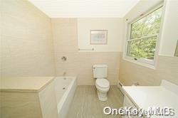 16 Seabrook Lane Property Photo 11