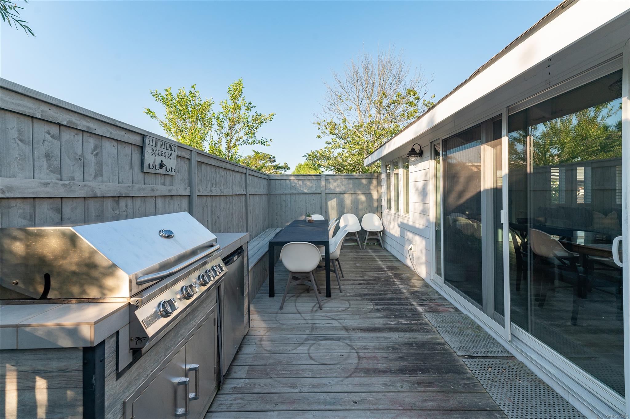 311 Wilmot Road Property Photo 3