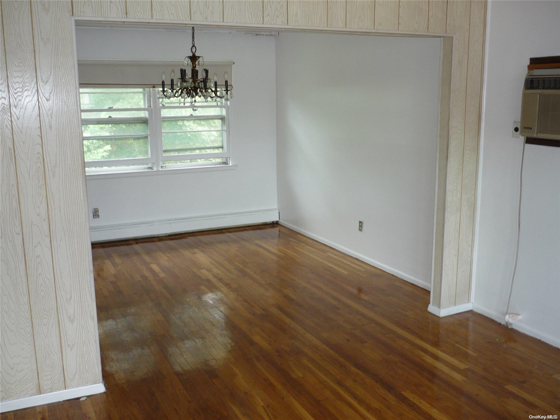 1449 Grand Avenue Property Photo 8