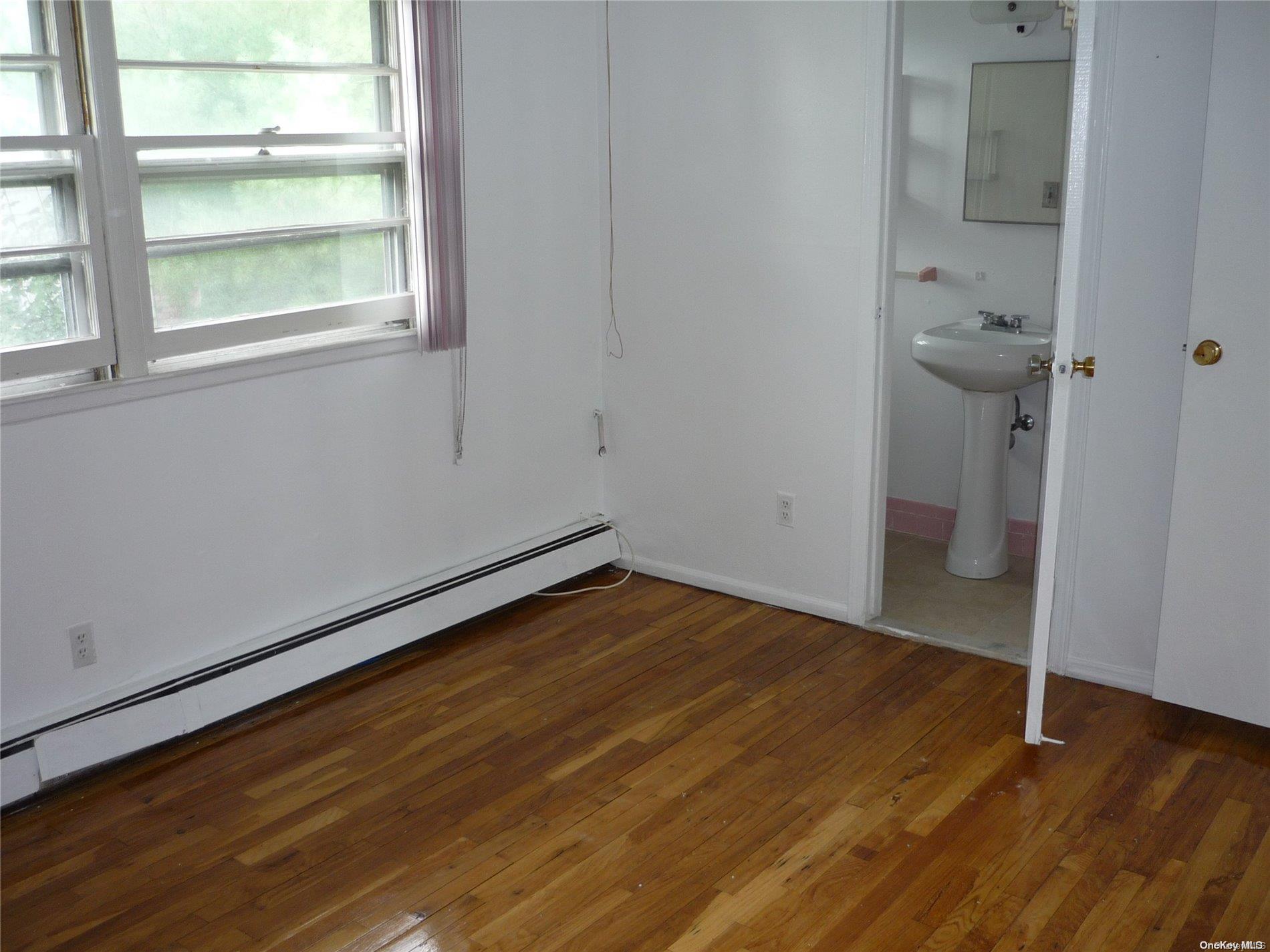 1449 Grand Avenue Property Photo 11