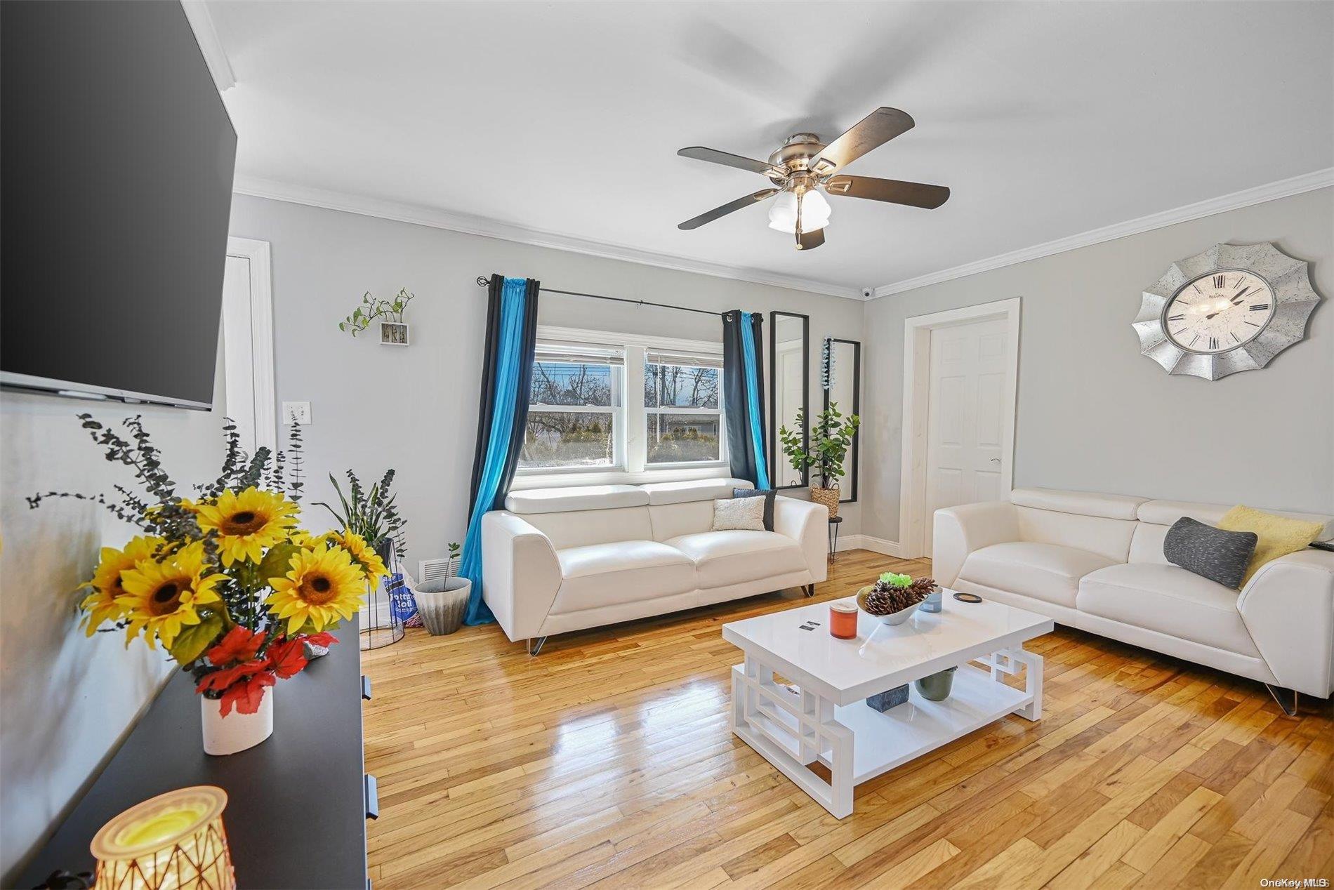39 E Walnut Street Property Photo 3