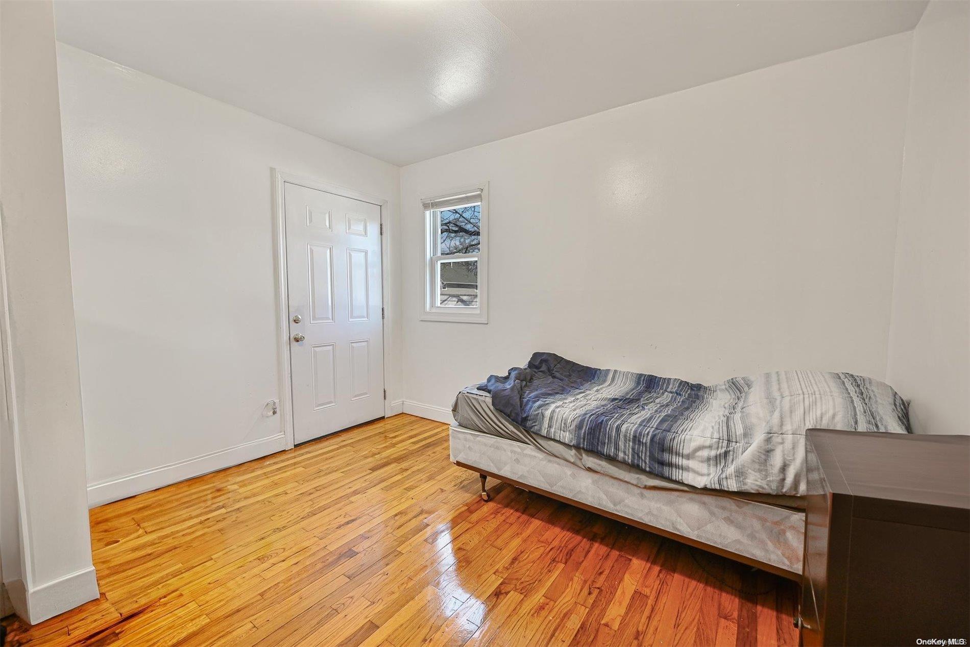 39 E Walnut Street Property Photo 8