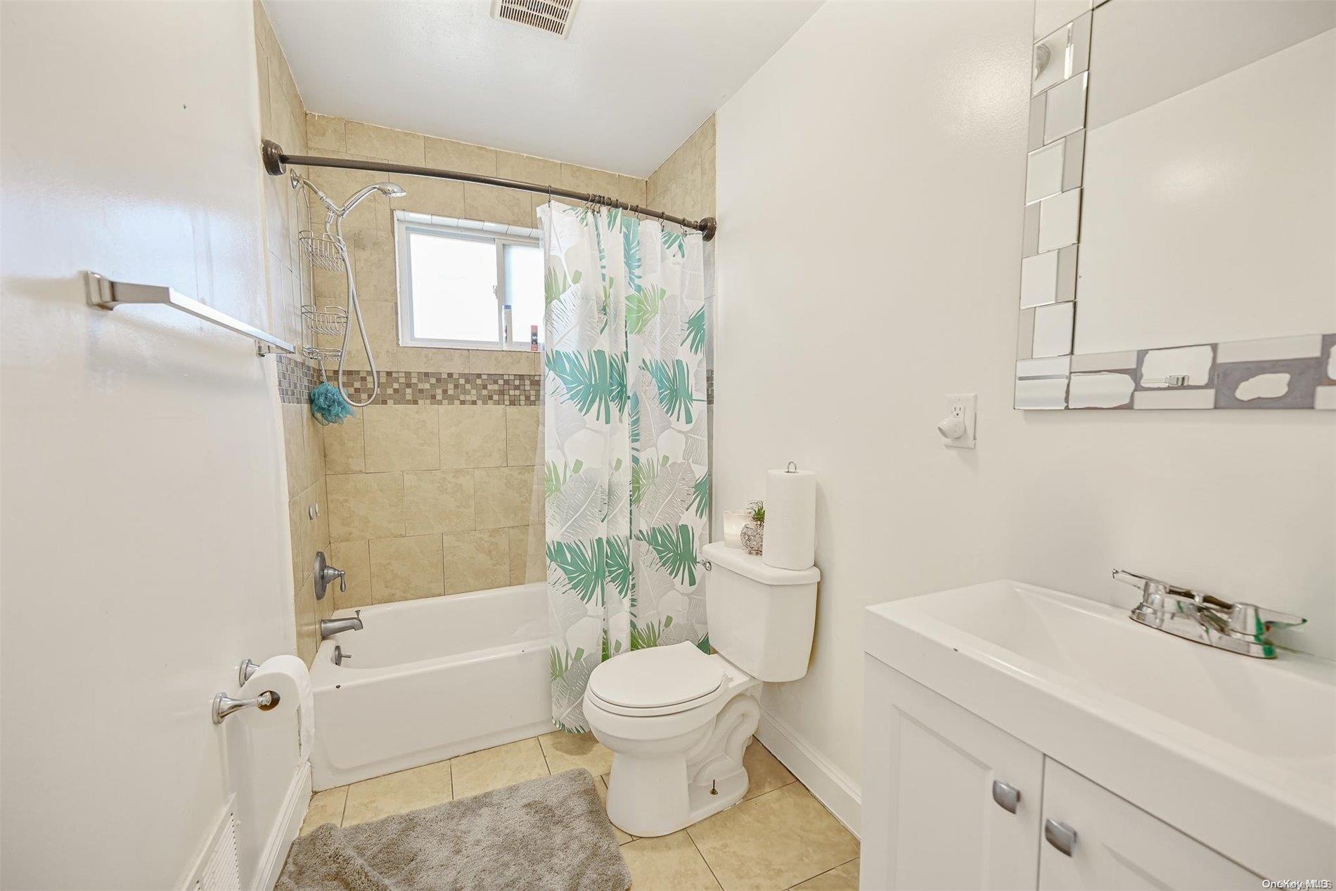 39 E Walnut Street Property Photo 9