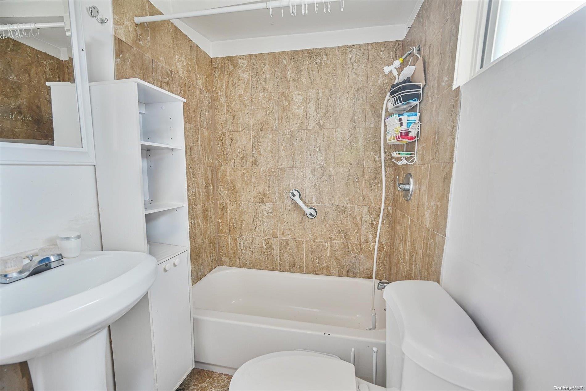 39 E Walnut Street Property Photo 12
