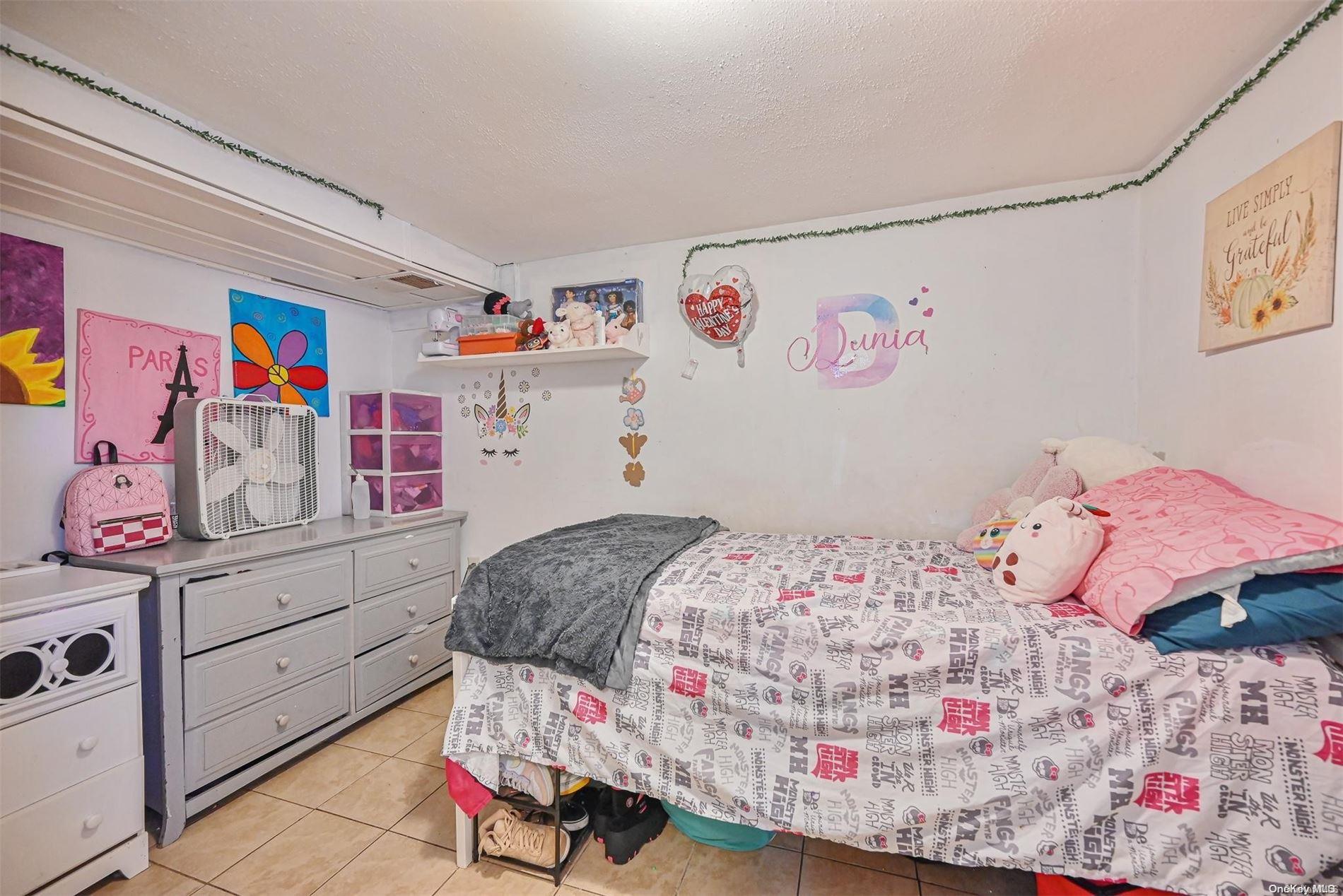 39 E Walnut Street Property Photo 19