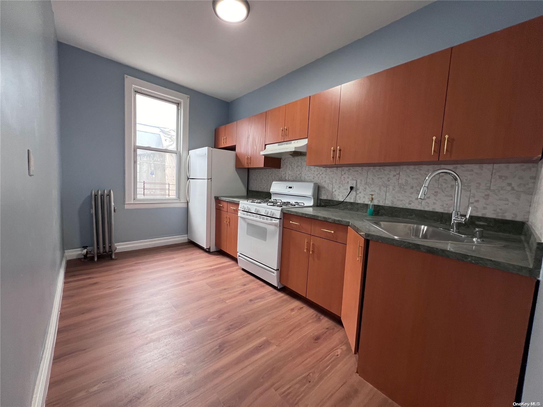 35-10 103rd Street Property Photo 9