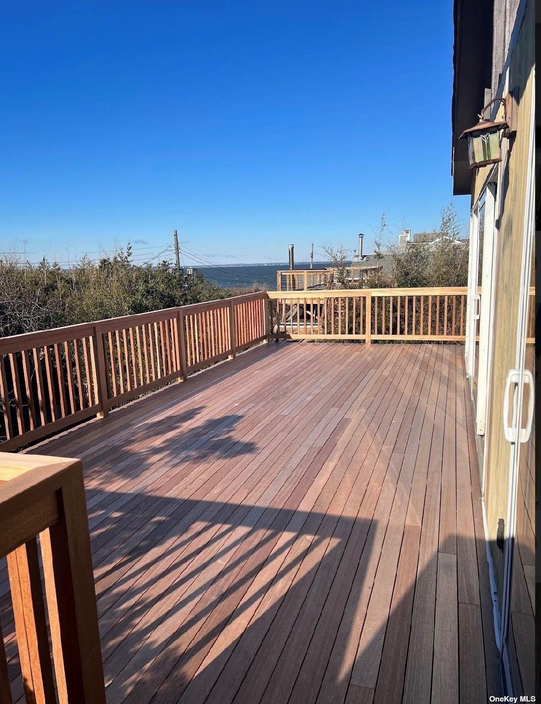 50 Clipper Roadway Property Photo 3