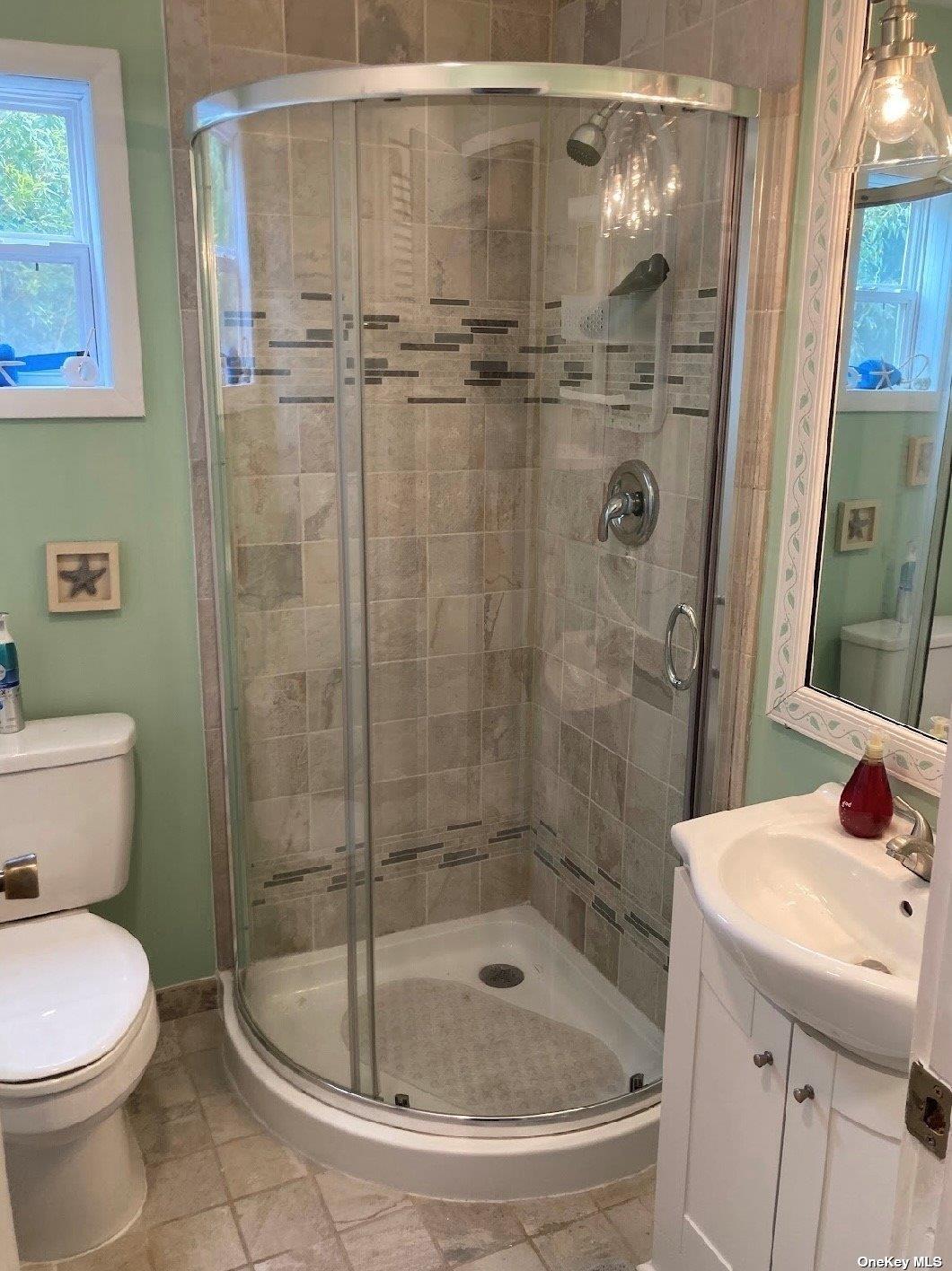 50 Clipper Roadway Property Photo 15