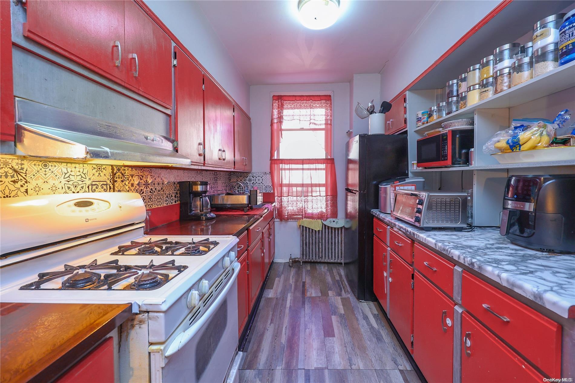 154 Avenue O Property Photo 11